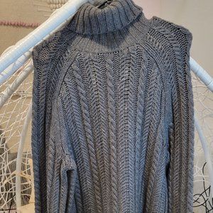 Vince turtle neck sweater